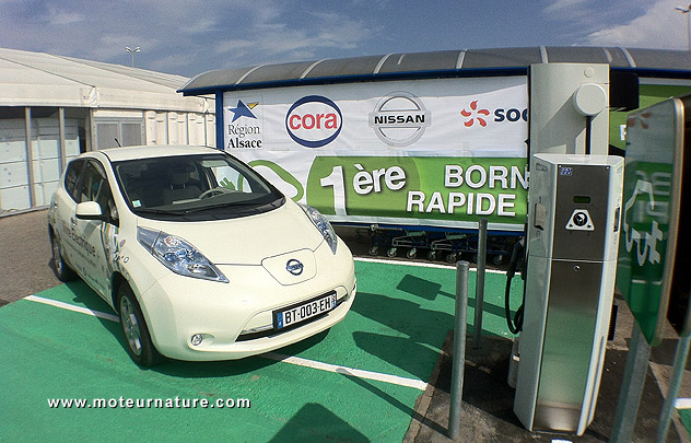 Fast charging station with a Nissan Leaf