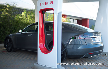One Tesla Model S using a supercharger